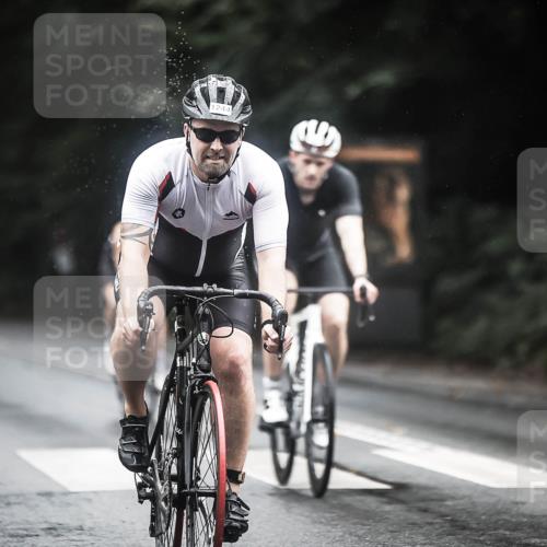 13.09.2026 - Stadtparktriathlon H.Heesch http://msf.ph/oto/10315407 13.09.2026 12:58:13 Radfahren 1210, 1244, 1278, 1352, 1359, 1385, 1420 meine-sportfotos.de
