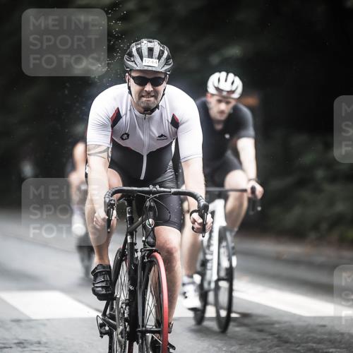 13.09.2026 - Stadtparktriathlon H.Heesch http://msf.ph/oto/10315412 13.09.2026 12:58:13 Radfahren 1210, 1244, 1278, 1352, 1359, 1385, 1420 meine-sportfotos.de