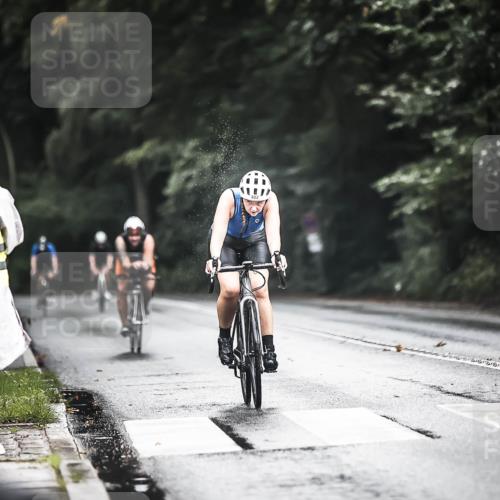 13.09.2026 - Stadtparktriathlon H.Heesch http://msf.ph/oto/10315447 13.09.2026 11:50:45 Radfahren 726, 805, 821, 822, 833, 836, 878, 918 meine-sportfotos.de