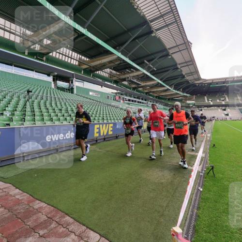 13.09.2026 - 21. swb-Marathon Bremen Michael Burmester http://msf.ph/oto/10315478 13.09.2026 13:11:46 Laufen im Stadion 118, 265, 373, 514, 581, 703, 843, 984, 1113, 1226, 1334, 1435, 1738, 1849, 1851, 1894, 1936, 1952, 1967, 2202, 2248, 2281, 2284, 2299, 2330, 2333, 2336, 2339, 2342, 2353, 2375, 2377, 2398, 2426, 2432, 2443, 2531, 2589, 2654, 2659, 2669, 2673, 2682, 2784, 2804, 2815, 2819, 2822, 2836, 2850, 2907, 2932, 2966, 2976, 3026, 3027, 3079, 3082, 3089, 3122, 3143, 3155, 3159, 3174, 3207, 3208, 3308, 3328, 3349, 3352, 3370, 3409, 3410, 3442, 3470, 549, 800 meine-sportfotos.de