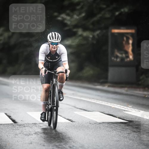 13.09.2026 - Stadtparktriathlon H.Heesch http://msf.ph/oto/10315490 13.09.2026 12:58:17 Radfahren 1244, 1278, 1281, 1352, 1359, 1385, 1420 meine-sportfotos.de
