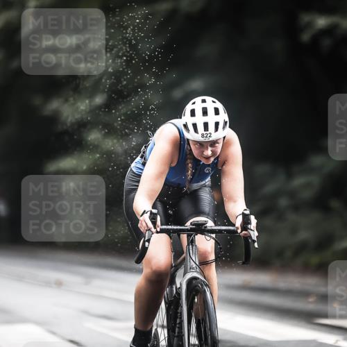 13.09.2026 - Stadtparktriathlon H.Heesch http://msf.ph/oto/10315494 13.09.2026 11:50:46 Radfahren 726, 805, 821, 822, 833, 836, 918 meine-sportfotos.de