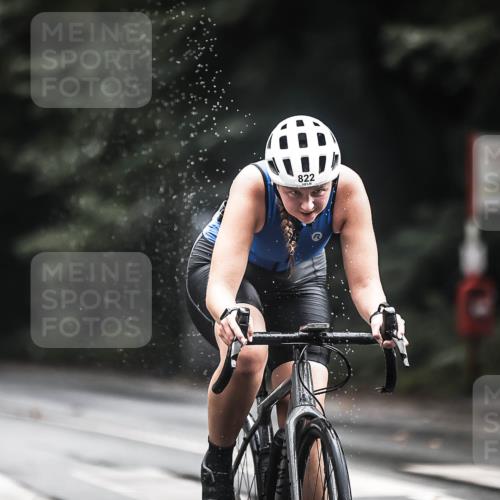 13.09.2026 - Stadtparktriathlon H.Heesch http://msf.ph/oto/10315504 13.09.2026 11:50:46 Radfahren 726, 805, 821, 822, 833, 836, 918 meine-sportfotos.de