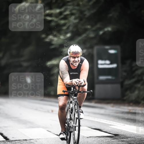 13.09.2026 - Stadtparktriathlon H.Heesch http://msf.ph/oto/10315541 13.09.2026 11:50:48 Radfahren 726, 805, 822, 833, 836, 918 meine-sportfotos.de