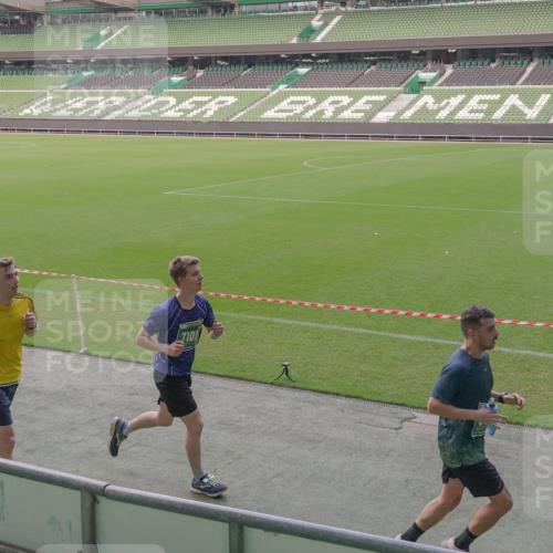 13.09.2026 - 21. swb-Marathon Bremen Michael Burmester http://msf.ph/oto/10315545 13.09.2026 12:50:17 Laufen im Stadion 335, 469, 524, 572, 663, 670, 771, 779, 899, 1510, 1513, 1517, 1605, 1613, 1723, 1748, 1970, 1998, 2052, 2130, 2287, 2288, 2291, 2295, 2347, 2360, 2442, 2444, 2750, 2909, 3043, 3197, 3330, 3484, 3625, 3647, 3808, 3959, 3973, 4023, 4033, 4082, 4247, 4368, 4384, 4473, 4559, 4743, 4852, 4888, 4898, 4990, 5066, 5111, 5155, 5314, 5377, 5383, 5424, 5517, 5532, 5570, 5585, 5594, 5620, 5627, 5636, 5648, 5696, 6267, 6471, 6652, 6668, 6692, 6842, 6901, 6906, 7109, 7115, 7121 meine-sportfotos.de