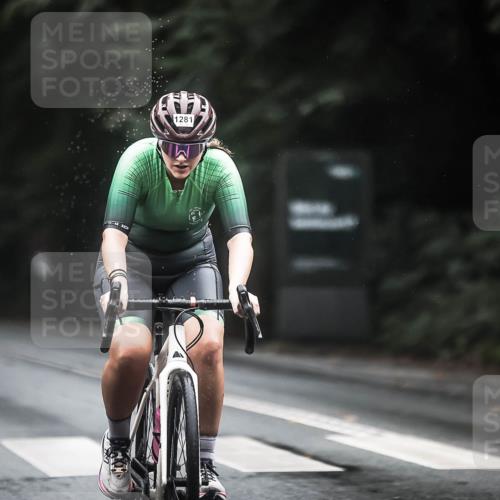 13.09.2026 - Stadtparktriathlon H.Heesch http://msf.ph/oto/10315568 13.09.2026 12:58:23 Radfahren 1237, 1278, 1281, 1336, 1420 meine-sportfotos.de