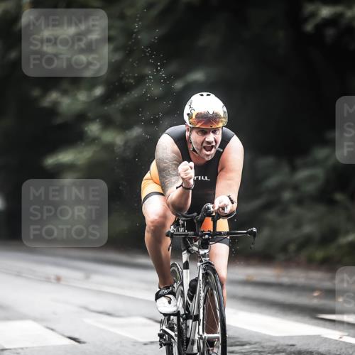 13.09.2026 - Stadtparktriathlon H.Heesch http://msf.ph/oto/10315571 13.09.2026 11:50:48 Radfahren 726, 805, 822, 833, 836, 918 meine-sportfotos.de