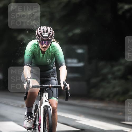 13.09.2026 - Stadtparktriathlon H.Heesch http://msf.ph/oto/10315572 13.09.2026 12:58:23 Radfahren 1237, 1278, 1281, 1336, 1420 meine-sportfotos.de