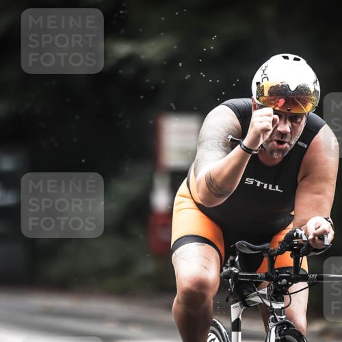 13.09.2026 - Stadtparktriathlon H.Heesch http://msf.ph/oto/10315599 13.09.2026 11:50:49 Radfahren 822, 833, 836, 918 meine-sportfotos.de
