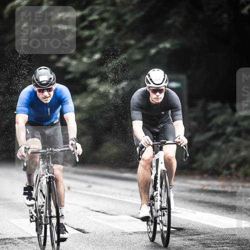 13.09.2026 - Stadtparktriathlon H.Heesch http://msf.ph/oto/10315619 13.09.2026 11:50:51 Radfahren 822, 833, 836, 847, 918 meine-sportfotos.de