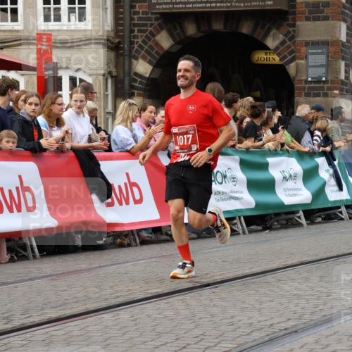 13.09.2026 - 21. swb-Marathon Bremen Strokosch-Dieckow http://msf.ph/oto/10315639 13.09.2026 13:06:12 Ziel 1017, 1745, 1879, 2538, 3520, 4157, 4712, 5803, 6025, 6058, 7399, 8334, 8706, 8877, 8973, 8983, 9010, 9918, 474, 1901, 7590, 8621, 9934, 13148 meine-sportfotos.de