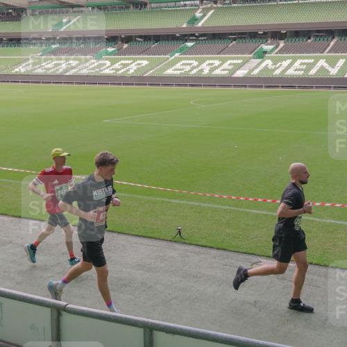 13.09.2026 - 21. swb-Marathon Bremen Michael Burmester http://msf.ph/oto/10315658 13.09.2026 12:50:21 Laufen im Stadion 335, 469, 524, 663, 670, 771, 779, 899, 1510, 1513, 1517, 1605, 1613, 1723, 1748, 1970, 1998, 2052, 2130, 2287, 2288, 2291, 2295, 2347, 2360, 2442, 2444, 2750, 2909, 3043, 3197, 3330, 3484, 3625, 3647, 3808, 3959, 3973, 4023, 4033, 4247, 4368, 4384, 4473, 4559, 4743, 4852, 4888, 4898, 4990, 5066, 5111, 5155, 5314, 5377, 5383, 5517, 5532, 5570, 5585, 5594, 5620, 5627, 5636, 5648, 5696, 6267, 6471, 6652, 6668, 6692, 6842, 6901, 6906, 7109, 7115, 7121, 8033 meine-sportfotos.de