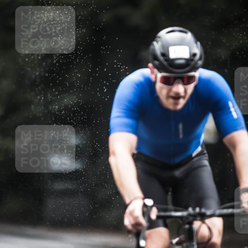 13.09.2026 - Stadtparktriathlon H.Heesch http://msf.ph/oto/10315660 13.09.2026 11:50:52 Radfahren 822, 833, 836, 847, 918, 923 meine-sportfotos.de