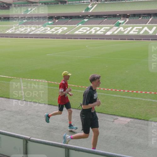 13.09.2026 - 21. swb-Marathon Bremen Michael Burmester http://msf.ph/oto/10315676 13.09.2026 12:50:21 Laufen im Stadion 335, 469, 524, 663, 670, 771, 779, 899, 1510, 1513, 1517, 1605, 1613, 1723, 1748, 1970, 1998, 2052, 2130, 2287, 2288, 2291, 2295, 2347, 2360, 2442, 2444, 2750, 2909, 3043, 3197, 3330, 3484, 3625, 3647, 3808, 3959, 3973, 4023, 4033, 4247, 4368, 4384, 4473, 4559, 4743, 4852, 4888, 4898, 4990, 5066, 5111, 5155, 5314, 5377, 5383, 5517, 5532, 5570, 5585, 5594, 5620, 5627, 5636, 5648, 5696, 6267, 6471, 6652, 6668, 6692, 6842, 6901, 6906, 7109, 7115, 7121, 8033 meine-sportfotos.de