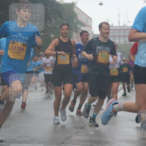 13.09.2026 - Kiel Lauf Markus Tischler http://msf.ph/oto/10315712 13.09.2026 10:45:03 Fleethörn 12704, 8953, 7289, 10197 meine-sportfotos.de
