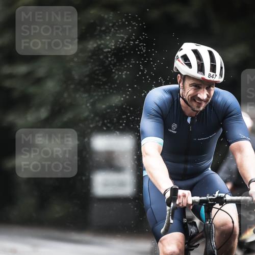 13.09.2026 - Stadtparktriathlon H.Heesch http://msf.ph/oto/10315717 13.09.2026 11:50:57 Radfahren 833, 836, 847, 923 meine-sportfotos.de