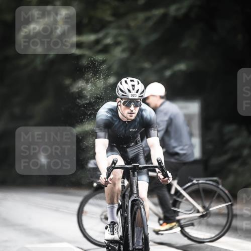 13.09.2026 - Stadtparktriathlon H.Heesch http://msf.ph/oto/10315732 13.09.2026 11:50:58 Radfahren 847, 896, 923 meine-sportfotos.de