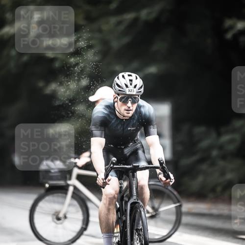 13.09.2026 - Stadtparktriathlon H.Heesch http://msf.ph/oto/10315737 13.09.2026 11:50:58 Radfahren 847, 896, 923 meine-sportfotos.de