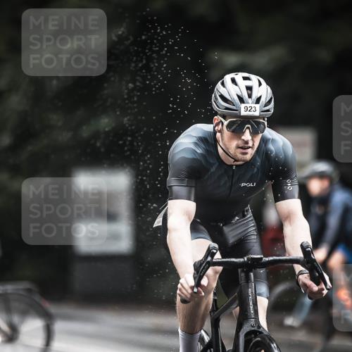 13.09.2026 - Stadtparktriathlon H.Heesch http://msf.ph/oto/10315757 13.09.2026 11:50:58 Radfahren 847, 896, 923 meine-sportfotos.de