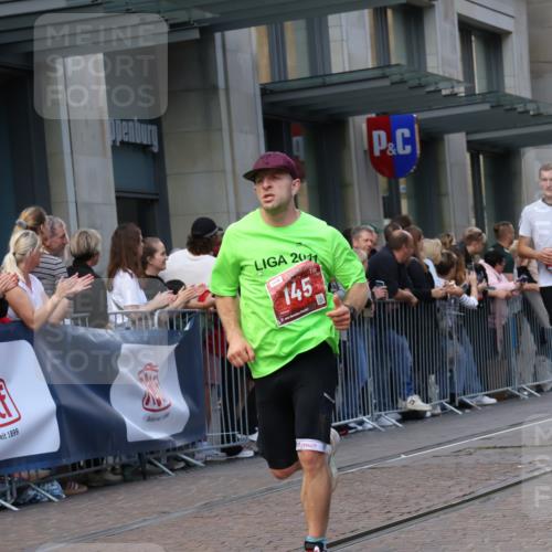 13.09.2026 - 21. swb-Marathon Bremen Strokosch-Dieckow http://msf.ph/oto/10315764 13.09.2026 13:16:10 Ziel 740, 755, 792, 816, 985, 1076, 1162, 1605, 2604, 5255, 5554, 5963, 6367, 6721, 7053, 7603, 7801, 8171, 8288, 9031, 9115, 145, 481, 663, 740, 982, 1605, 1955, 2623, 3134, 3149, 4128, 4823, 5430, 5474, 5913, 6106, 6481, 6721, 6744, 7307, 7413, 8398, 8487, 9122, 9278, 13008, 13149, 13158 meine-sportfotos.de