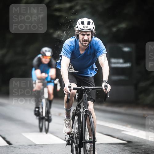 13.09.2026 - Stadtparktriathlon H.Heesch http://msf.ph/oto/10315768 13.09.2026 12:58:36 Radfahren 1212, 1256, 1295, 1300, 1312, 1340, 1383 meine-sportfotos.de