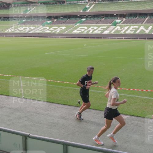 13.09.2026 - 21. swb-Marathon Bremen Michael Burmester http://msf.ph/oto/10315790 13.09.2026 12:50:33 Laufen im Stadion 335, 469, 663, 670, 771, 779, 899, 1455, 1510, 1513, 1517, 1605, 1613, 1723, 1748, 1970, 1998, 2052, 2130, 2288, 2291, 2295, 2347, 2360, 2442, 2444, 2750, 2909, 3043, 3330, 3440, 3484, 3625, 3647, 3808, 3959, 3973, 4023, 4033, 4247, 4368, 4384, 4473, 4559, 4727, 4743, 4782, 4852, 4888, 4990, 5066, 5111, 5155, 5314, 5377, 5383, 5521, 5532, 5570, 5585, 5594, 5620, 5627, 5636, 5648, 5696, 6267, 6274, 6471, 6652, 6668, 6842, 6901, 6906, 7109, 7115, 7121, 8033, 8798 meine-sportfotos.de