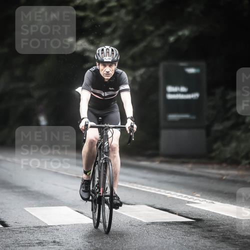 13.09.2026 - Stadtparktriathlon H.Heesch http://msf.ph/oto/10315816 13.09.2026 12:58:39 Radfahren 1256, 1295, 1300, 1340, 1369, 1383 meine-sportfotos.de