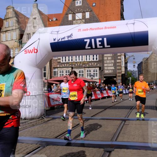 13.09.2026 - 21. swb-Marathon Bremen Tim E. http://msf.ph/oto/10315819 13.09.2026 10:56:14 Ziel 10298, 10374, 10690, 10703, 10952, 11790, 11972, 12061, 12108, 12143, 12484, 13565 meine-sportfotos.de