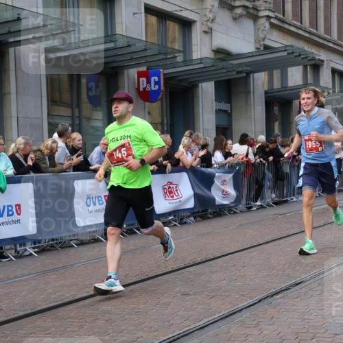13.09.2026 - 21. swb-Marathon Bremen Strokosch-Dieckow http://msf.ph/oto/10315826 13.09.2026 13:16:11 Ziel 755, 792, 816, 985, 1076, 1162, 2474, 2604, 5255, 5554, 5963, 6367, 7053, 7603, 7801, 7875, 8171, 8288, 9031, 9115, 145, 481, 663, 740, 982, 1605, 1955, 2623, 3134, 3149, 4128, 4823, 5430, 5474, 5913, 6106, 6481, 6721, 6744, 7307, 7413, 8398, 8487, 9122, 9278, 13008, 13149, 13158 meine-sportfotos.de
