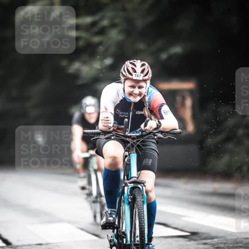 13.09.2026 - Stadtparktriathlon H.Heesch http://msf.ph/oto/10315855 13.09.2026 11:51:08 Radfahren 715, 767, 896, 904, 906, 963 meine-sportfotos.de