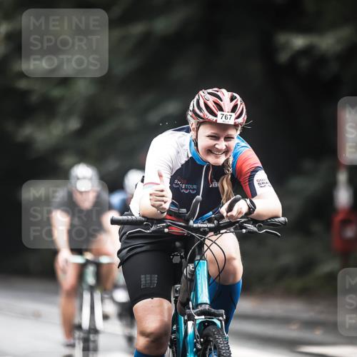 13.09.2026 - Stadtparktriathlon H.Heesch http://msf.ph/oto/10315875 13.09.2026 11:51:08 Radfahren 715, 767, 896, 904, 906, 963 meine-sportfotos.de