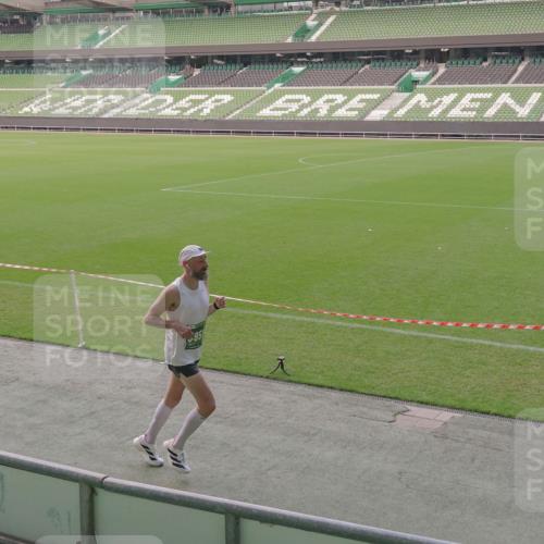 13.09.2026 - 21. swb-Marathon Bremen Michael Burmester http://msf.ph/oto/10315879 13.09.2026 12:50:40 Laufen im Stadion 335, 469, 663, 670, 771, 779, 1125, 1146, 1455, 1510, 1513, 1517, 1605, 1613, 1748, 1970, 1998, 2052, 2130, 2288, 2291, 2295, 2347, 2360, 2442, 2444, 2750, 2909, 3330, 3440, 3484, 3625, 3647, 3703, 3808, 3959, 4023, 4033, 4368, 4384, 4473, 4559, 4582, 4727, 4743, 4781, 4782, 4888, 4990, 5066, 5111, 5155, 5314, 5377, 5383, 5521, 5532, 5570, 5585, 5594, 5620, 5627, 5636, 5696, 6267, 6274, 6471, 6652, 6668, 6842, 6901, 6906, 7109, 7115, 7121, 8033, 8798 meine-sportfotos.de