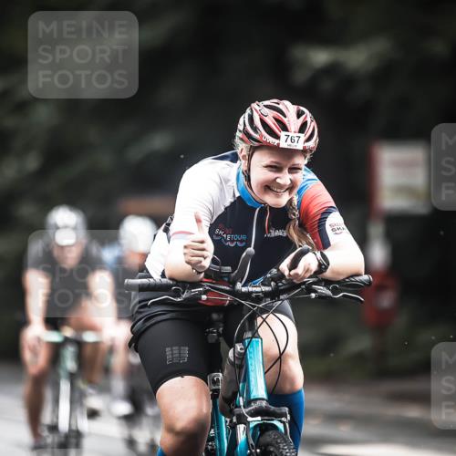 13.09.2026 - Stadtparktriathlon H.Heesch http://msf.ph/oto/10315881 13.09.2026 11:51:08 Radfahren 715, 767, 896, 904, 906, 963 meine-sportfotos.de