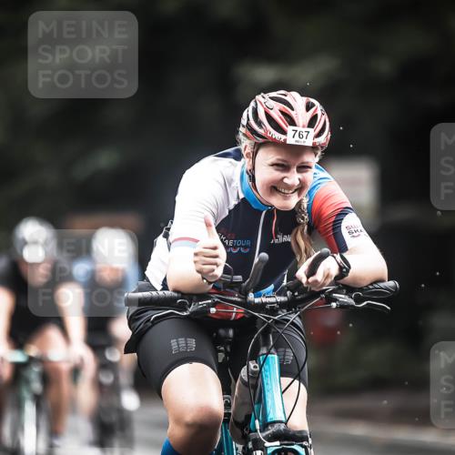 13.09.2026 - Stadtparktriathlon H.Heesch http://msf.ph/oto/10315892 13.09.2026 11:51:08 Radfahren 715, 767, 896, 904, 906, 963 meine-sportfotos.de