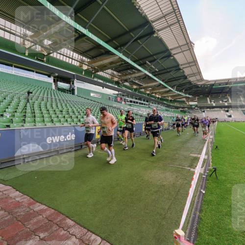 13.09.2026 - 21. swb-Marathon Bremen Michael Burmester http://msf.ph/oto/10315896 13.09.2026 13:12:27 Laufen im Stadion 118, 183, 265, 278, 349, 514, 576, 695, 702, 703, 843, 933, 1113, 1143, 1226, 1286, 1334, 1435, 1641, 1849, 1851, 1936, 1952, 1991, 2005, 2248, 2264, 2281, 2299, 2330, 2336, 2353, 2375, 2377, 2398, 2426, 2439, 2443, 2461, 2478, 2505, 2589, 2659, 2665, 2669, 2673, 2684, 2765, 2773, 2792, 2804, 2815, 2822, 2836, 2850, 2860, 2884, 2895, 2907, 2963, 2966, 2975, 2976, 3027, 3079, 3082, 3143, 3155, 3159, 3253, 3293, 3308, 3313, 3328, 3349, 3352, 3434, 3442, 549, 800 meine-sportfotos.de