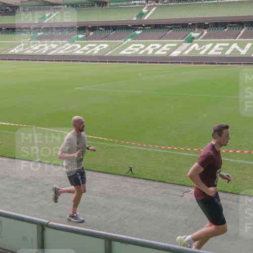13.09.2026 - 21. swb-Marathon Bremen Michael Burmester http://msf.ph/oto/10315915 13.09.2026 12:50:42 Laufen im Stadion 335, 469, 663, 670, 771, 779, 1125, 1146, 1162, 1455, 1510, 1513, 1517, 1605, 1613, 1970, 1998, 2052, 2130, 2288, 2291, 2295, 2347, 2360, 2442, 2444, 2750, 2909, 3330, 3440, 3484, 3625, 3647, 3703, 3808, 3959, 4023, 4033, 4368, 4384, 4473, 4559, 4582, 4727, 4743, 4781, 4782, 4888, 5066, 5111, 5155, 5314, 5377, 5383, 5521, 5532, 5570, 5585, 5594, 5620, 5627, 5636, 5696, 6267, 6274, 6471, 6652, 6668, 6842, 6901, 6906, 7109, 7115, 7121, 8033, 8798 meine-sportfotos.de