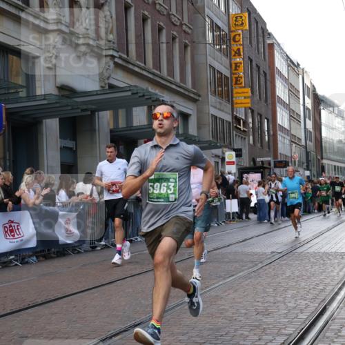 13.09.2026 - 21. swb-Marathon Bremen Strokosch-Dieckow http://msf.ph/oto/10315925 13.09.2026 13:16:13 Ziel 696, 755, 792, 816, 985, 1076, 1162, 2474, 2604, 4485, 5255, 5554, 5963, 6367, 7053, 7603, 7801, 7875, 8171, 8288, 9031, 145, 481, 663, 740, 1605, 1955, 2623, 3134, 3149, 4128, 4823, 5430, 5474, 5913, 6106, 6721, 6744, 7307, 7413, 8398, 8487, 9031, 9115, 9278, 13008, 13149, 13158 meine-sportfotos.de