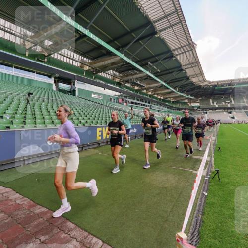 13.09.2026 - 21. swb-Marathon Bremen Michael Burmester http://msf.ph/oto/10315935 13.09.2026 13:12:31 Laufen im Stadion 118, 183, 265, 278, 349, 514, 576, 695, 702, 703, 843, 933, 950, 1005, 1113, 1143, 1226, 1286, 1334, 1435, 1641, 1849, 1851, 1936, 1952, 1991, 2005, 2248, 2264, 2281, 2299, 2336, 2353, 2375, 2377, 2398, 2426, 2439, 2461, 2478, 2505, 2612, 2659, 2665, 2669, 2673, 2684, 2765, 2773, 2792, 2804, 2815, 2816, 2822, 2850, 2860, 2884, 2895, 2907, 2921, 2963, 2966, 2975, 2976, 3027, 3079, 3082, 3143, 3155, 3159, 3253, 3293, 3308, 3313, 3328, 3349, 3352, 3434, 3442, 549 meine-sportfotos.de