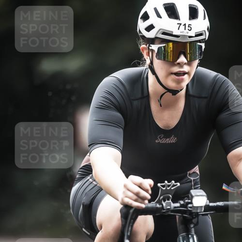 13.09.2026 - Stadtparktriathlon H.Heesch http://msf.ph/oto/10315982 13.09.2026 11:51:15 Radfahren 715, 894, 904, 963 meine-sportfotos.de