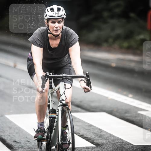 13.09.2026 - Stadtparktriathlon H.Heesch http://msf.ph/oto/10315984 13.09.2026 12:59:05 Radfahren 1118, 1249, 1264, 1317, 1322, 1323, 1344, 1391, 1401 meine-sportfotos.de