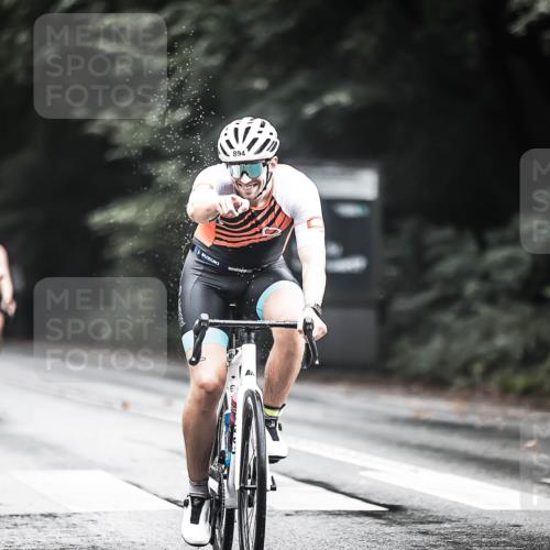 13.09.2026 - Stadtparktriathlon H.Heesch http://msf.ph/oto/10315991 13.09.2026 11:51:20 Radfahren 715, 722, 812, 823, 853, 886, 894, 1800 meine-sportfotos.de