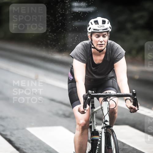 13.09.2026 - Stadtparktriathlon H.Heesch http://msf.ph/oto/10315996 13.09.2026 12:59:05 Radfahren 1118, 1249, 1264, 1317, 1322, 1323, 1344, 1391, 1401 meine-sportfotos.de