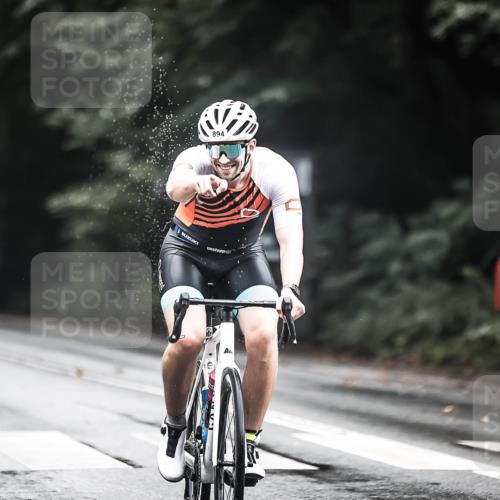 13.09.2026 - Stadtparktriathlon H.Heesch http://msf.ph/oto/10315999 13.09.2026 11:51:20 Radfahren 715, 722, 812, 823, 853, 886, 894, 1800 meine-sportfotos.de