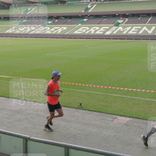 13.09.2026 - 21. swb-Marathon Bremen Michael Burmester http://msf.ph/oto/10316009 13.09.2026 12:50:53 Laufen im Stadion 335, 469, 663, 670, 771, 779, 1125, 1146, 1162, 1455, 1510, 1513, 1517, 1605, 1613, 1970, 1998, 2052, 2130, 2288, 2291, 2295, 2347, 2360, 2442, 2444, 2447, 2750, 2759, 2909, 3440, 3484, 3625, 3647, 3703, 3808, 3959, 4023, 4033, 4165, 4368, 4384, 4473, 4559, 4571, 4582, 4727, 4743, 4781, 4782, 4888, 4895, 5066, 5079, 5111, 5155, 5168, 5314, 5377, 5383, 5521, 5532, 5585, 5620, 5627, 5636, 5696, 6267, 6274, 6471, 6652, 6668, 6901, 6906, 7109, 7115, 7121, 8033, 8798 meine-sportfotos.de