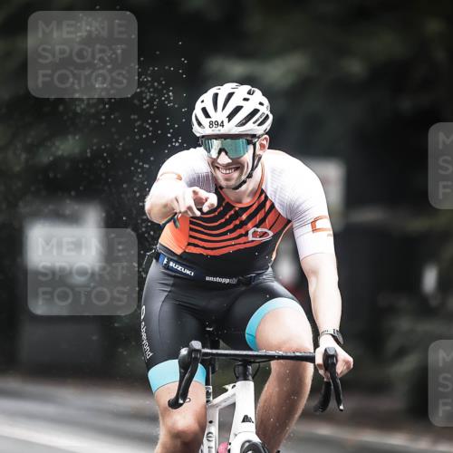 13.09.2026 - Stadtparktriathlon H.Heesch http://msf.ph/oto/10316028 13.09.2026 11:51:21 Radfahren 722, 796, 812, 823, 853, 886, 894, 1800 meine-sportfotos.de
