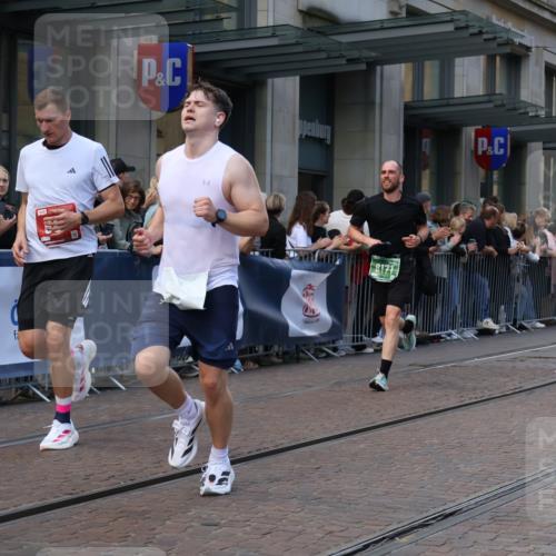 13.09.2026 - 21. swb-Marathon Bremen Strokosch-Dieckow http://msf.ph/oto/10316031 13.09.2026 13:16:14 Ziel 696, 755, 792, 816, 985, 1076, 1162, 2474, 2604, 4485, 5255, 5554, 5963, 6367, 7053, 7603, 7801, 7875, 8171, 8288, 145, 481, 663, 740, 755, 1605, 1955, 2623, 3134, 3149, 4128, 4823, 5430, 5913, 6106, 6721, 6744, 7307, 7413, 8398, 8487, 9031, 9115, 9278, 13008, 13149, 13158 meine-sportfotos.de