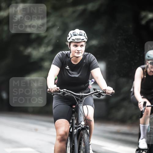 13.09.2026 - Stadtparktriathlon H.Heesch http://msf.ph/oto/10316049 13.09.2026 11:51:22 Radfahren 722, 796, 812, 823, 853, 886, 894, 1800 meine-sportfotos.de