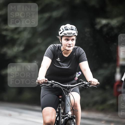 13.09.2026 - Stadtparktriathlon H.Heesch http://msf.ph/oto/10316056 13.09.2026 11:51:23 Radfahren 722, 796, 812, 823, 853, 886, 894, 1800 meine-sportfotos.de