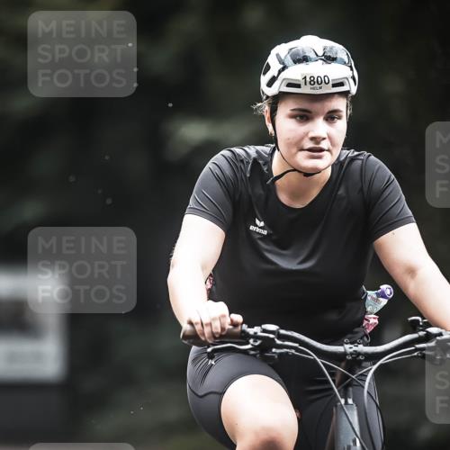 13.09.2026 - Stadtparktriathlon H.Heesch http://msf.ph/oto/10316079 13.09.2026 11:51:23 Radfahren 722, 796, 812, 823, 853, 886, 894, 1800 meine-sportfotos.de