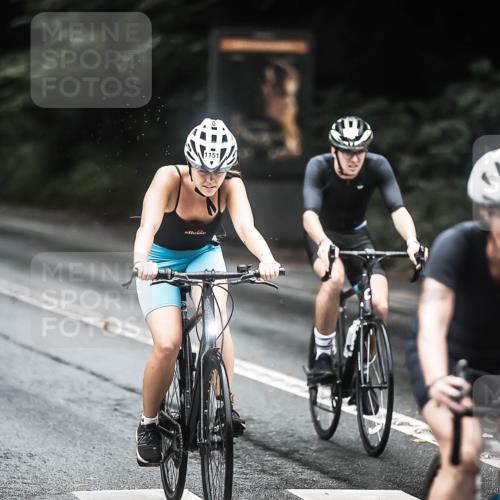13.09.2026 - Stadtparktriathlon H.Heesch http://msf.ph/oto/10316083 13.09.2026 12:59:14 Radfahren 1070, 1151, 1219, 1292, 1322, 1323, 1379, 1381 meine-sportfotos.de